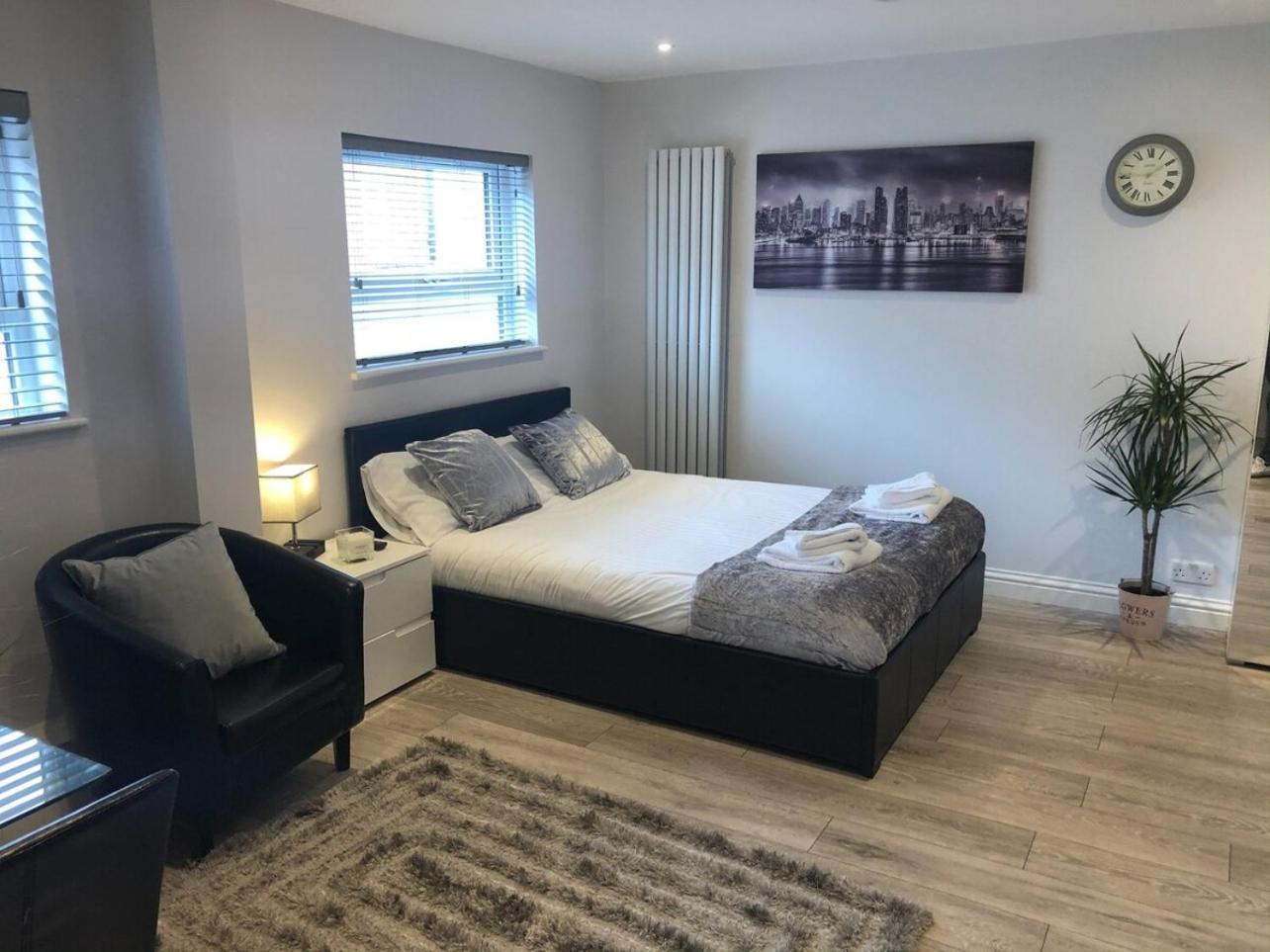 City Cb1 Studio Just Off Mill Rd, Close To Train Station - Walk To Station And City Centre Cambridge  Exterior photo